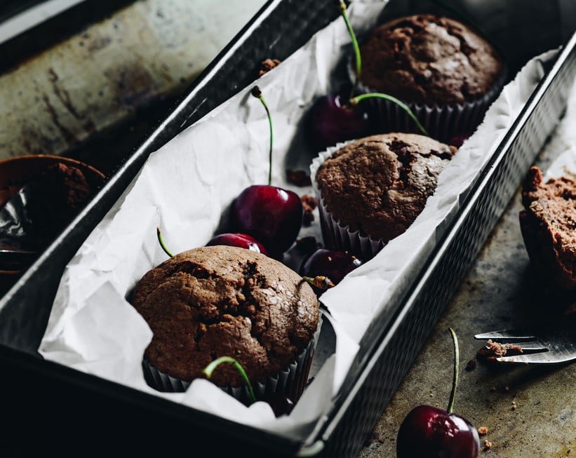 Przepis na Muffinki czekoladowe z czereśniami