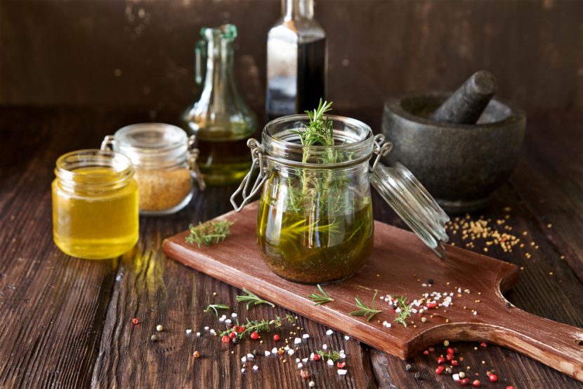 Przepis na Ziołowa oliwa z oliwek