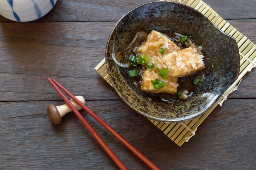 Przepis na tofu agedashi